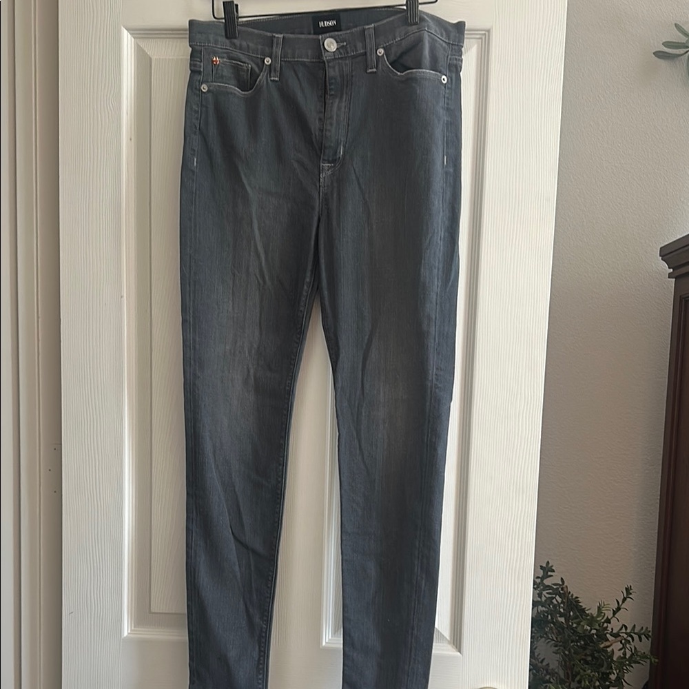 Hudson High Waist Barbara Super Skinny Jeans. Grey. Size 31. Never worn.